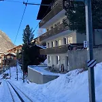 Apartmán With Terrace & Matterhorn View *